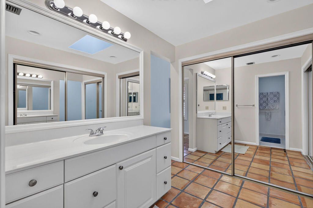 5361 SE Merion Way, Stuart, FL 34997 Photo