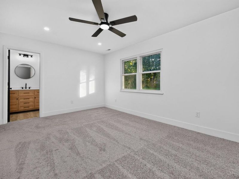 7957 West Chester Road, West Chester, OH 45069 Photo 21