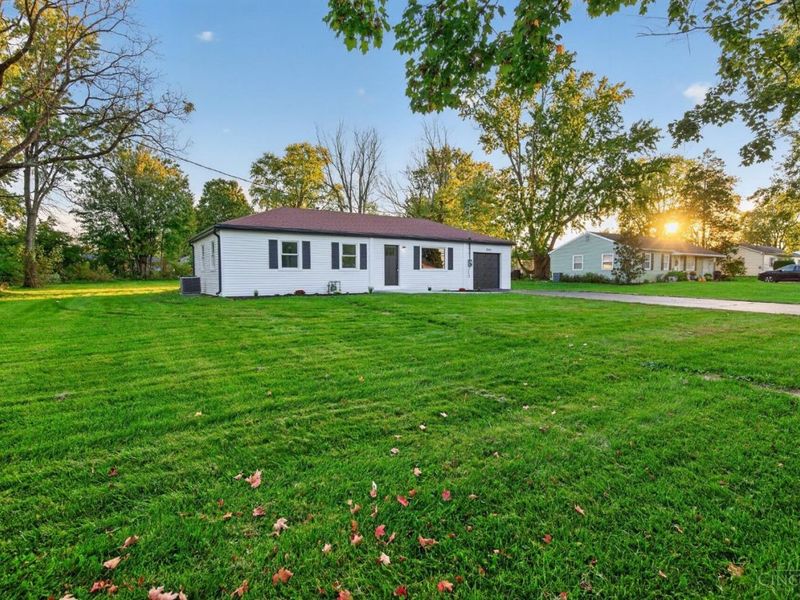 7957 West Chester Road, West Chester, OH 45069 Photo 4