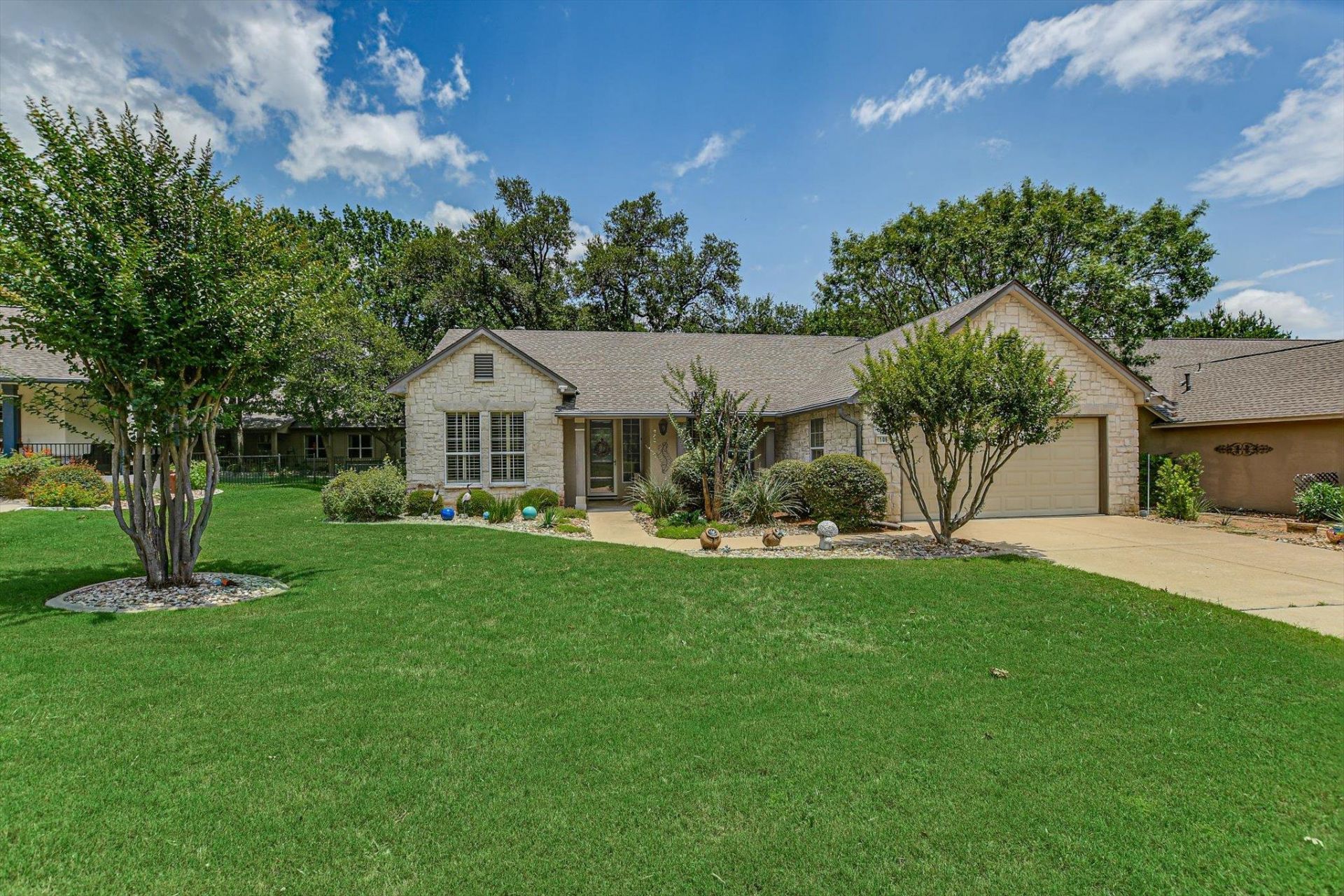 106 Nighthawk Way, Georgetown, TX 78633 Main Photo