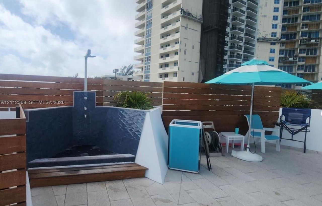 3140 S Ocean Dr , Unit 1003, Hallandale Beach, FL 33009 Photo
