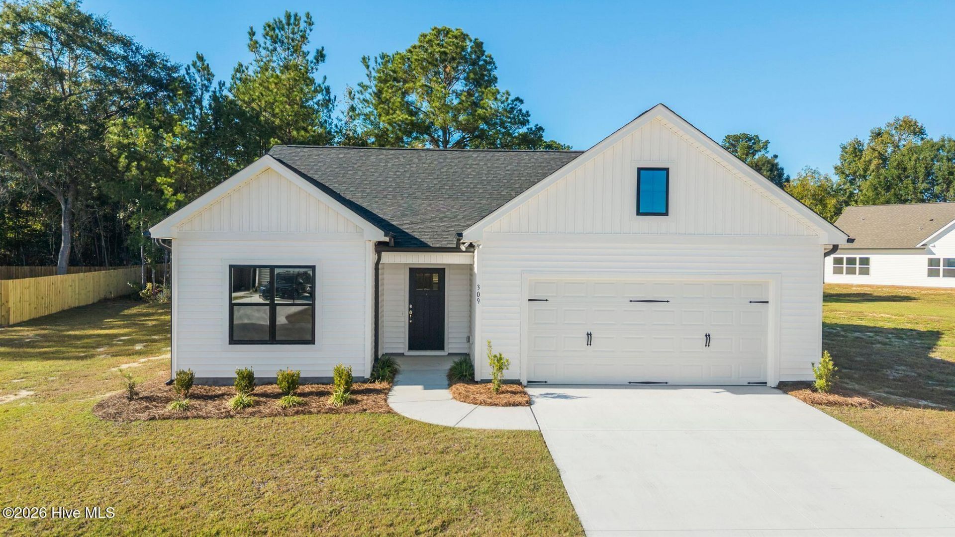309 Riva Ridge, Burgaw, NC 28425 Main Photo