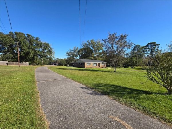 9511 Beverly Road, Irvington, AL 36544