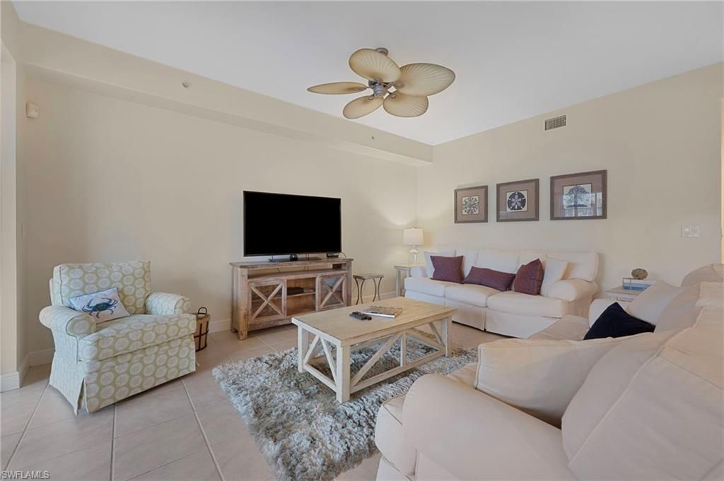 1128 Manor Lake Dr , Unit G103, Naples, FL 34110 Photo