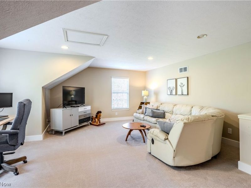 4366 Roxburghe Drive, Brecksville, OH 44141 Photo 35