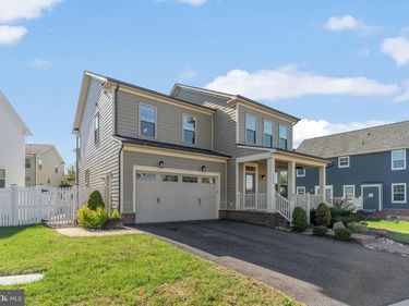 2385 HARMSWORTH DRIVE , DUMFRIES, VA 22026