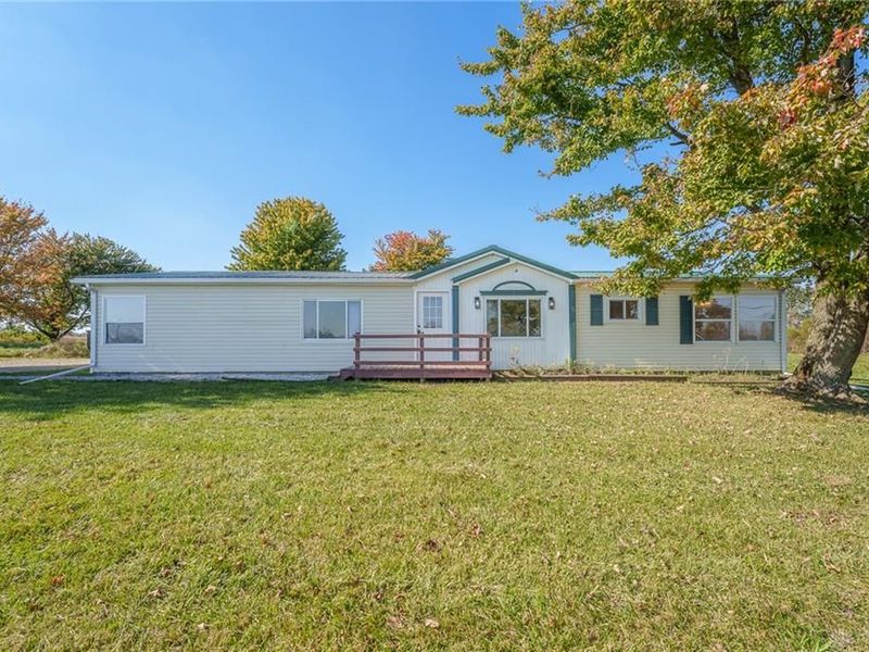 1414 Oak Grove Road, Clark Township, OH 45146 Photo 2