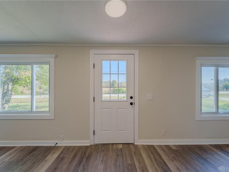 1414 Oak Grove Road, Clark Township, OH 45146 Photo 5