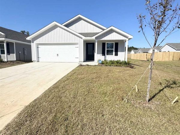 2624 Bagpipe Dr, Pensacola, FL 32526