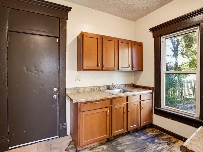 1600 Harvard Avenue, Columbus, OH 43203 Photo 24
