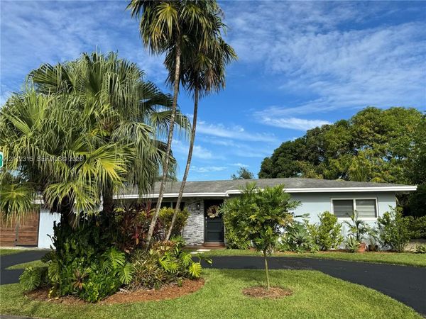 9795 SW 78th St , Miami, FL 33173