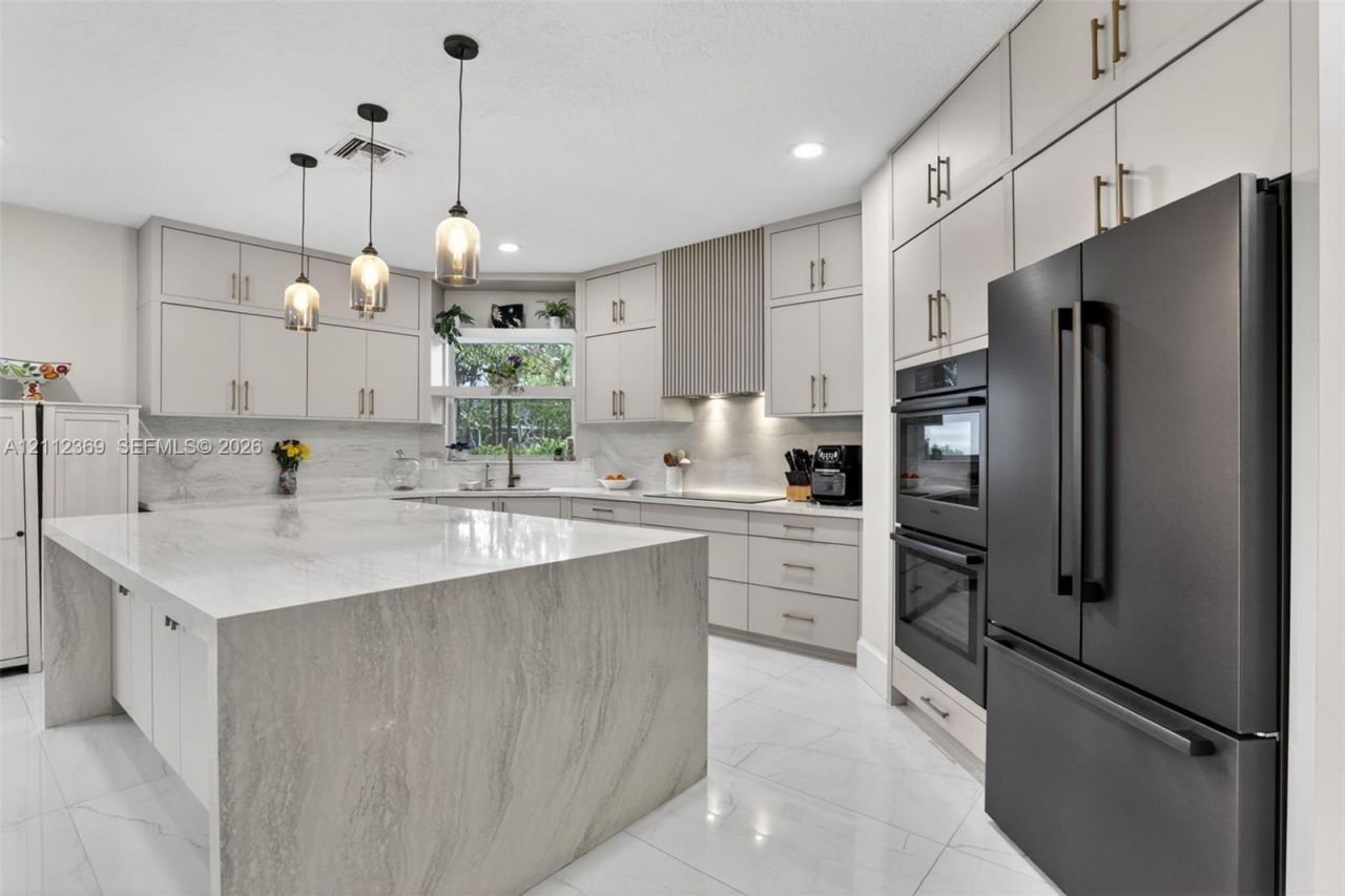 4953 Kensington Cir , Coral Springs, FL 33076 Photo