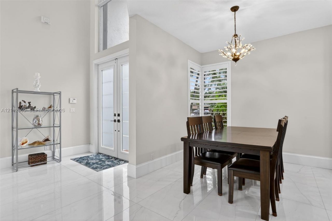 4953 Kensington Cir , Coral Springs, FL 33076 Photo