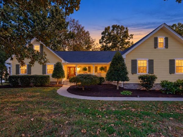 1973 Hygeia Rd , Greenbrier, TN 37073