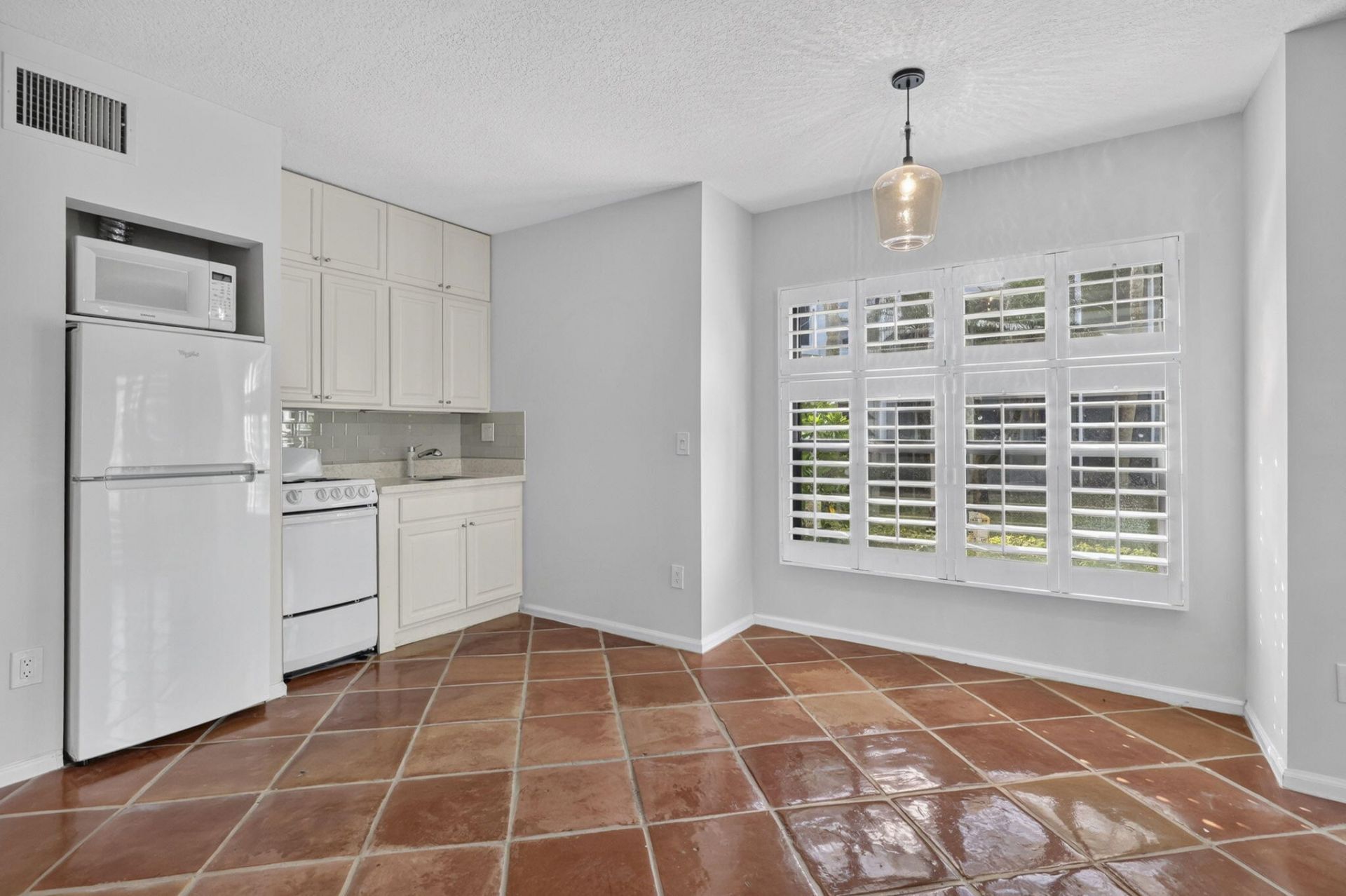 11863 Wimbledon Circle, Unit 416, Wellington, FL 33414 Photo