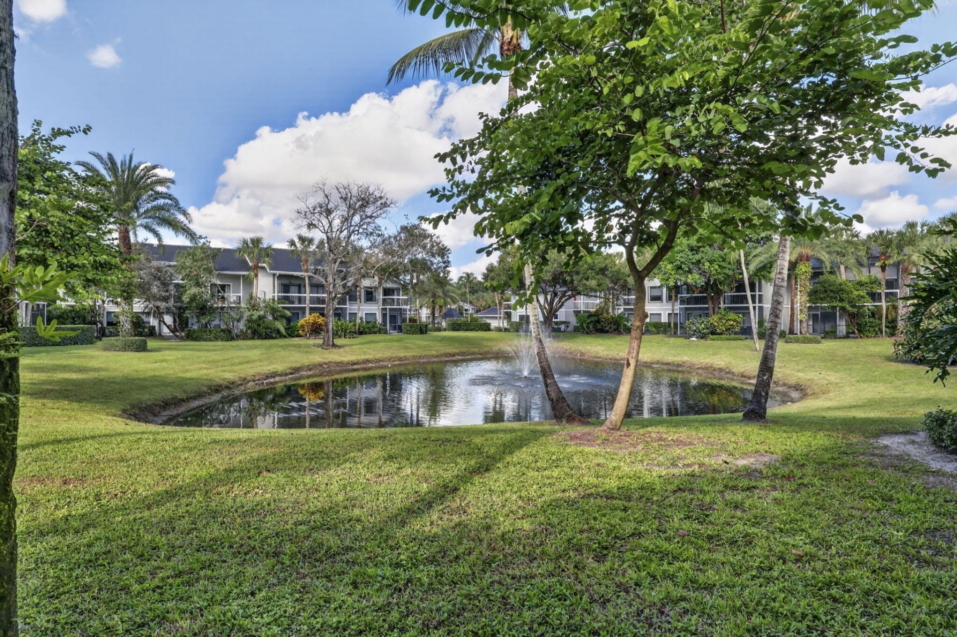 11863 Wimbledon Circle, Unit 416, Wellington, FL 33414 Photo