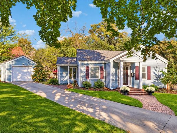 5501 Westwood Drive , Des Moines, IA 50312