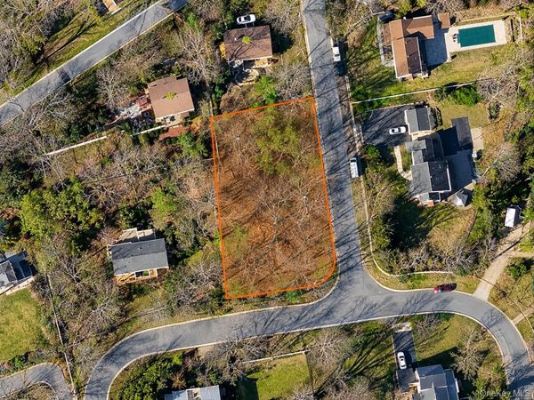 CENTRAL Boulevard , Miller Place, NY 11764