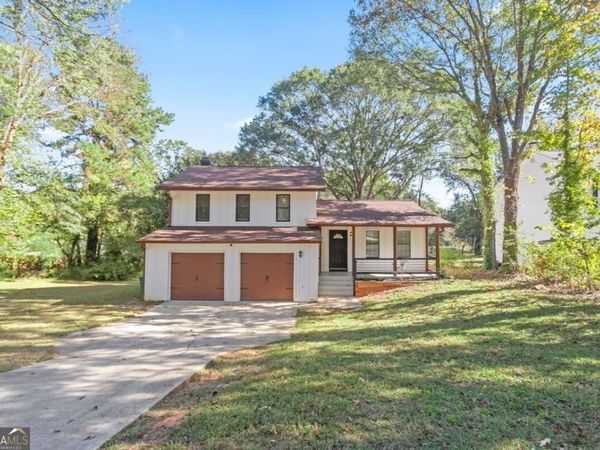676 Tarkington Road S, Stone Mountain, GA 30088