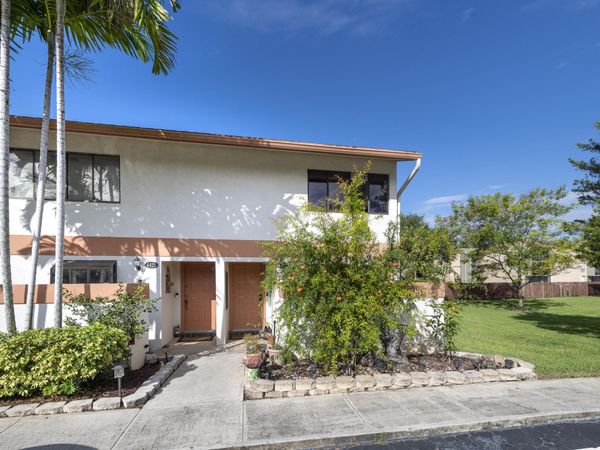 4421 SW 70TH Terrace, Davie, FL 33314