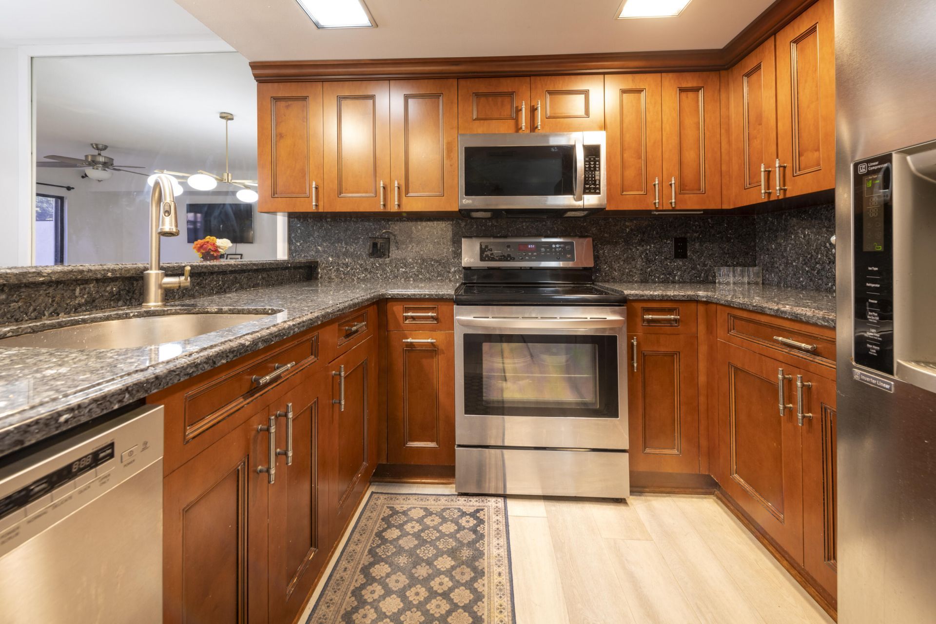 4421 SW 70th Terrace, Davie, FL 33314 Photo