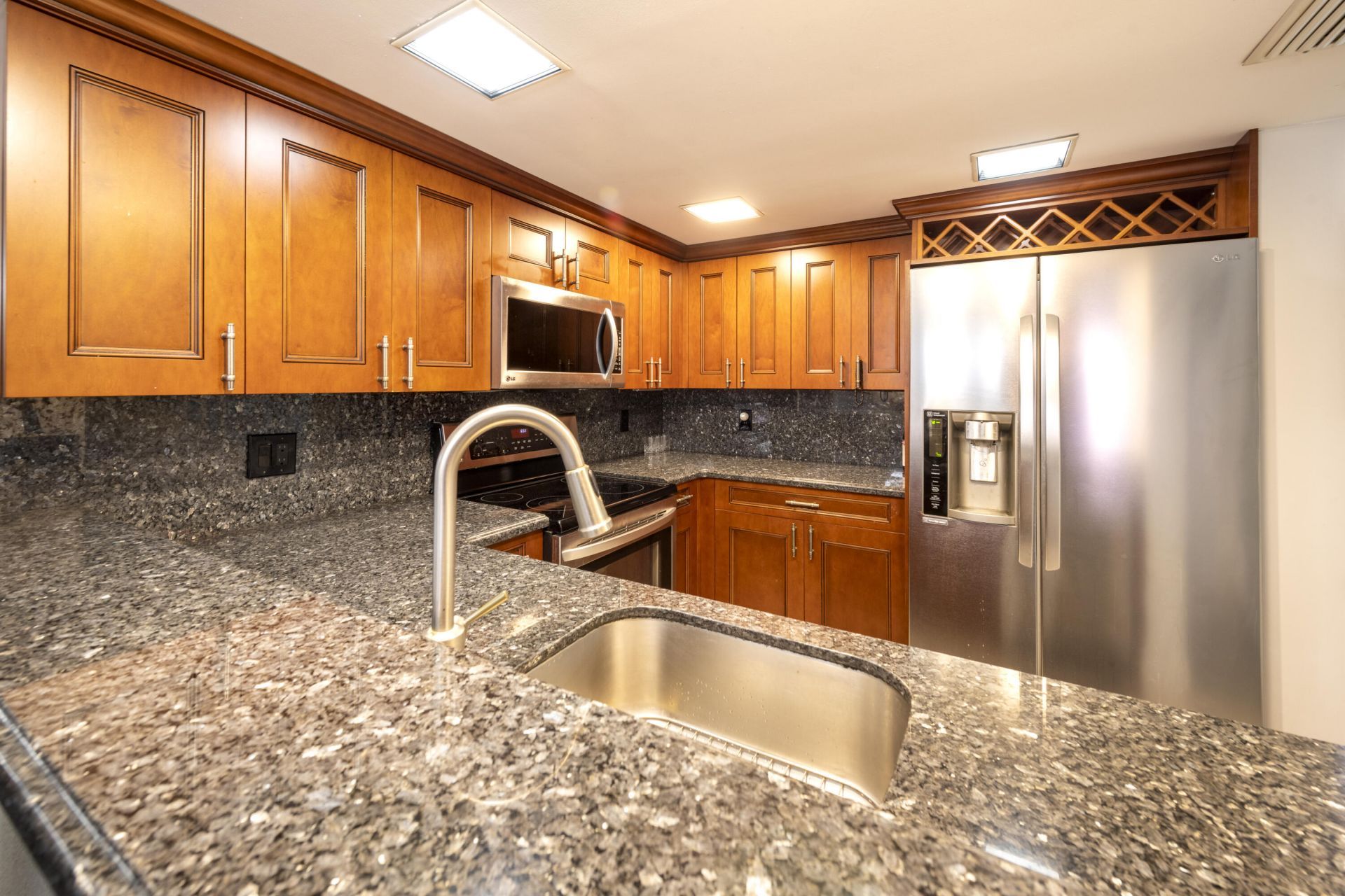 4421 SW 70th Terrace, Davie, FL 33314 Photo
