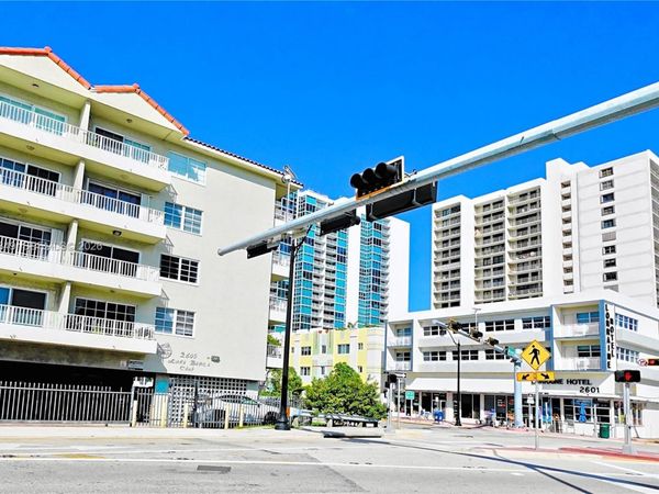2600 Collins Ave , Unit 308, Miami Beach, FL 33140