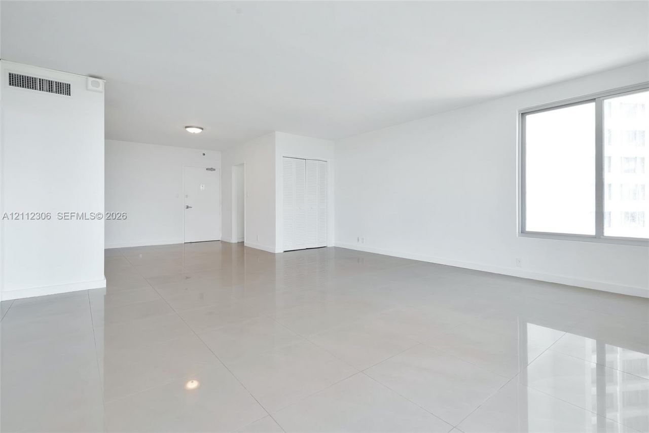 1000 West Ave , Unit 510, Miami Beach, FL 33139 Photo