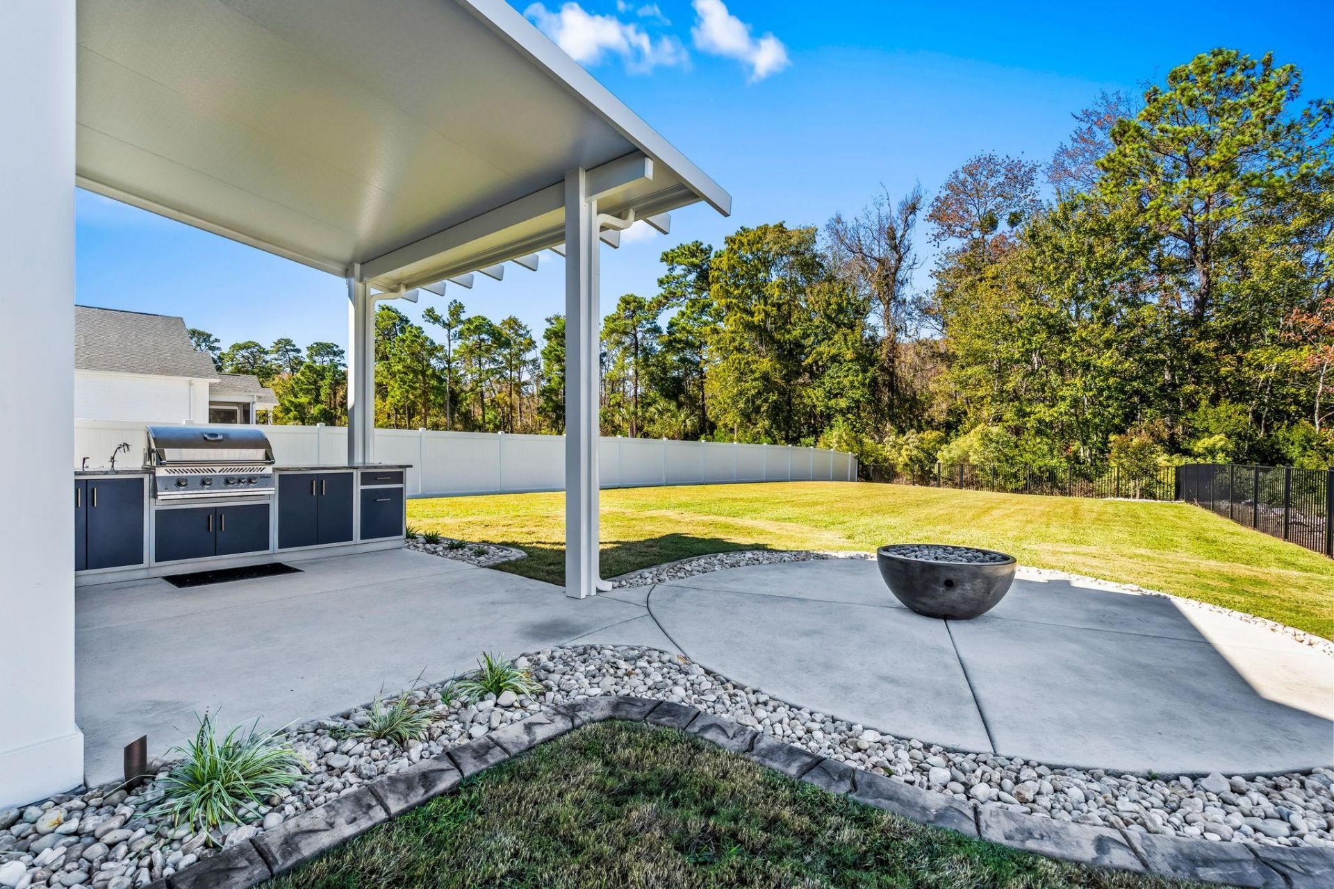 450 Rose Fountain Dr.  Photo 26