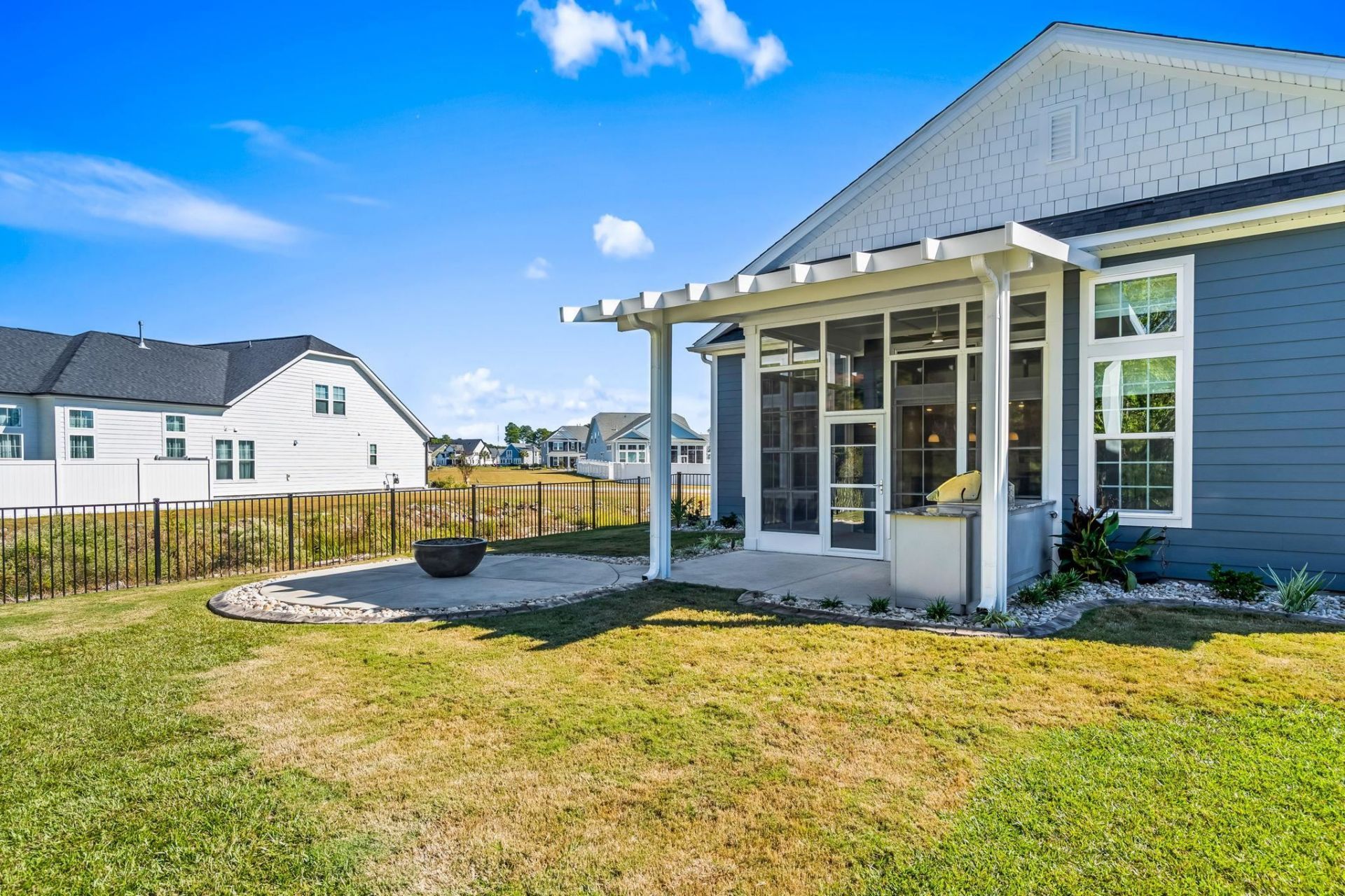 450 Rose Fountain Dr.  Photo 29
