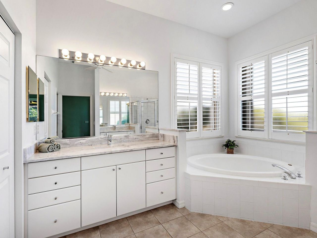 202 Rio Terra, Venice, FL 34285 Photo