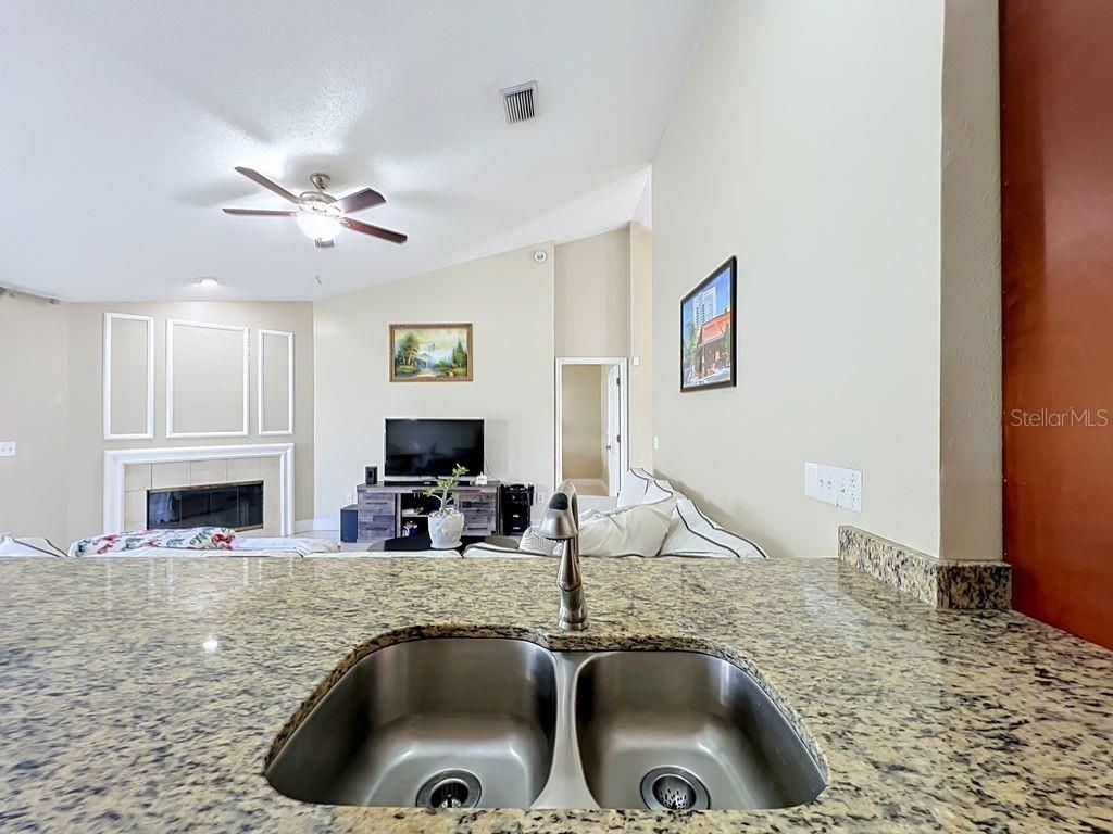 8609 Crossbay Drive , Orlando, FL 32829 Photo