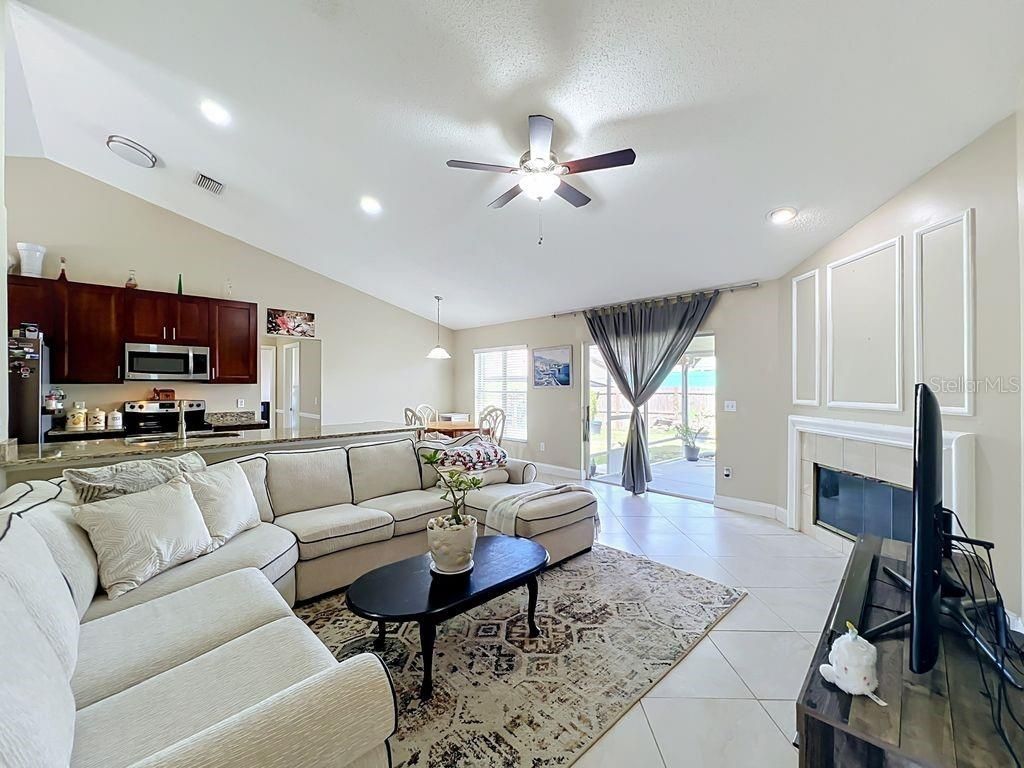8609 Crossbay Drive , Orlando, FL 32829 Photo