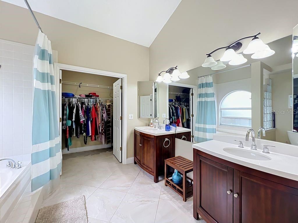 8609 Crossbay Drive , Orlando, FL 32829 Photo