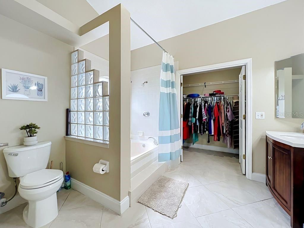 8609 Crossbay Drive , Orlando, FL 32829 Photo