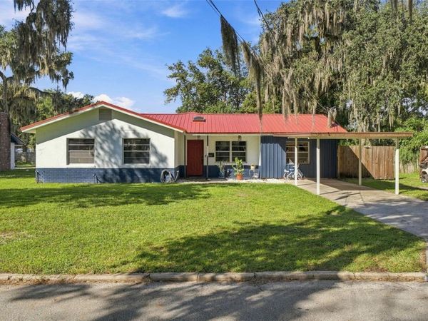 507 OAKWOOD STREET , CRESCENT CITY, FL 32112