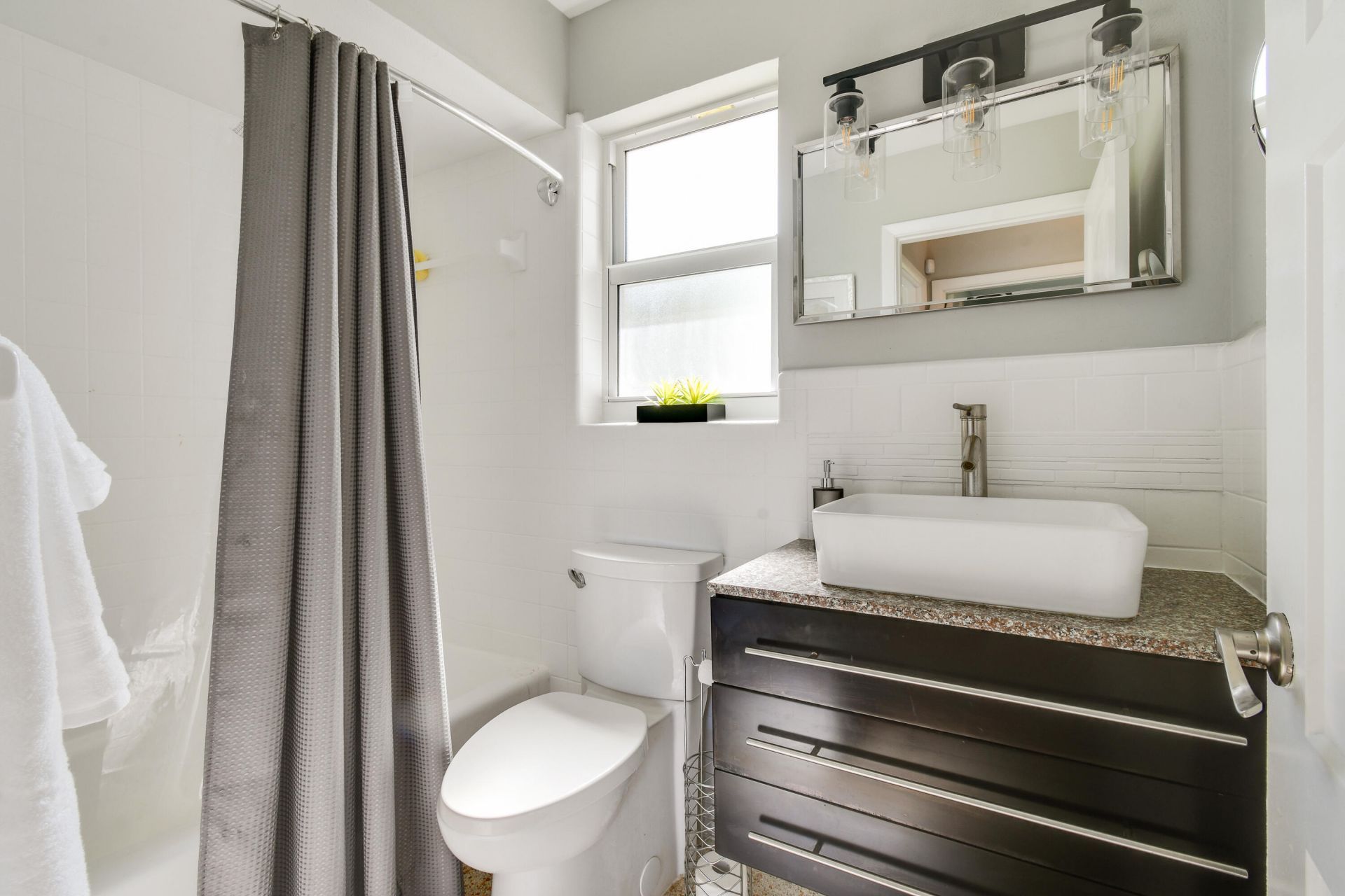 5960 SE Normandy Avenue, Stuart, FL 34997 Photo