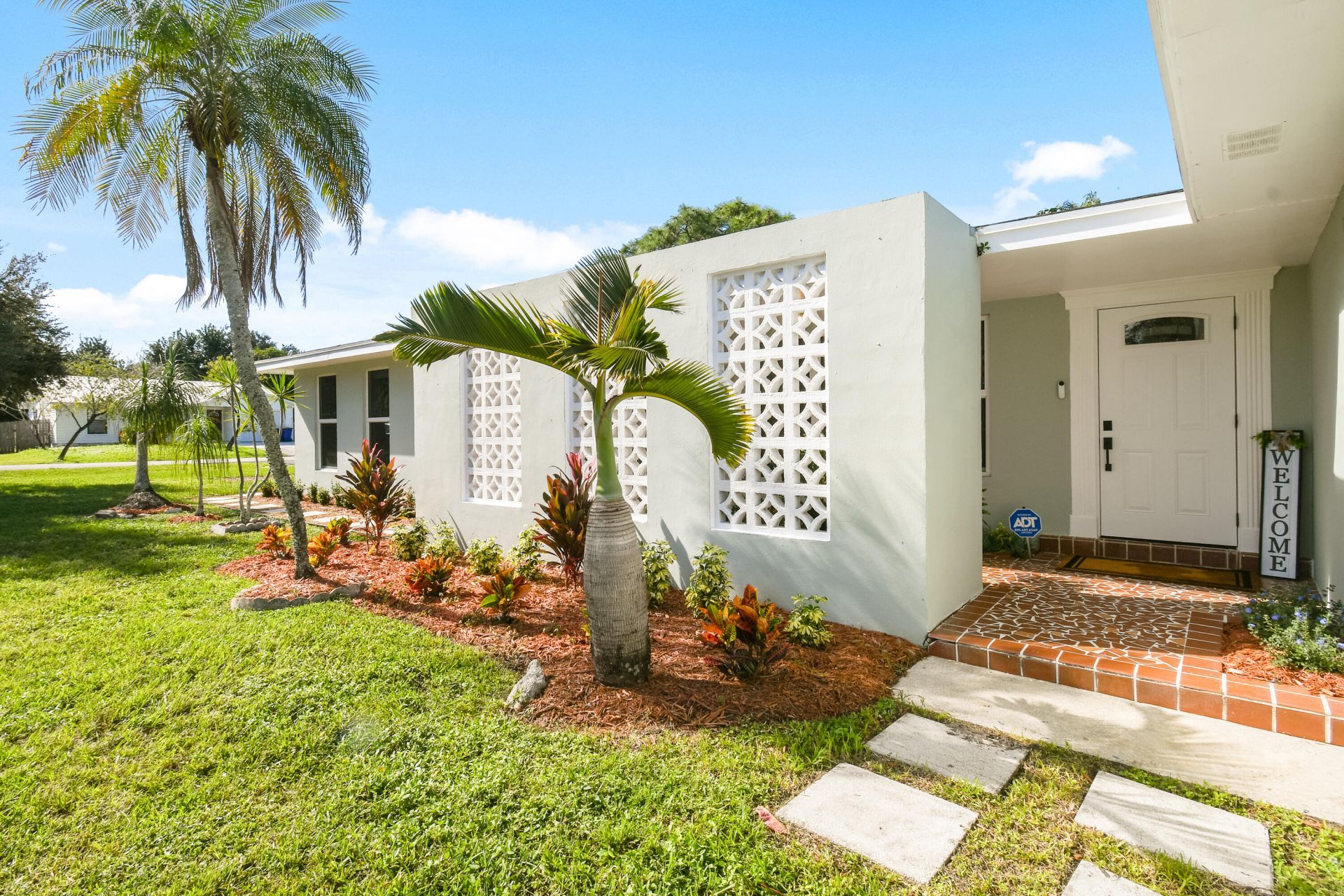 5960 SE Normandy Avenue, Stuart, FL 34997 Photo