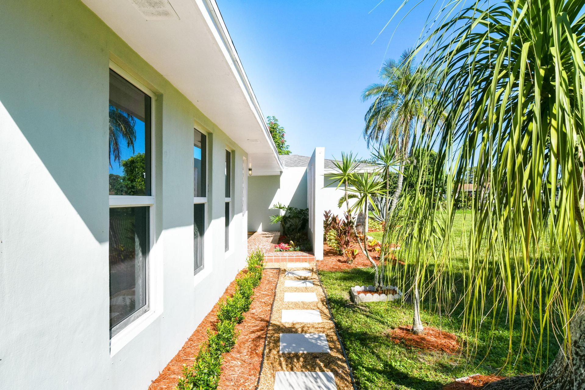 5960 SE Normandy Avenue, Stuart, FL 34997 Photo