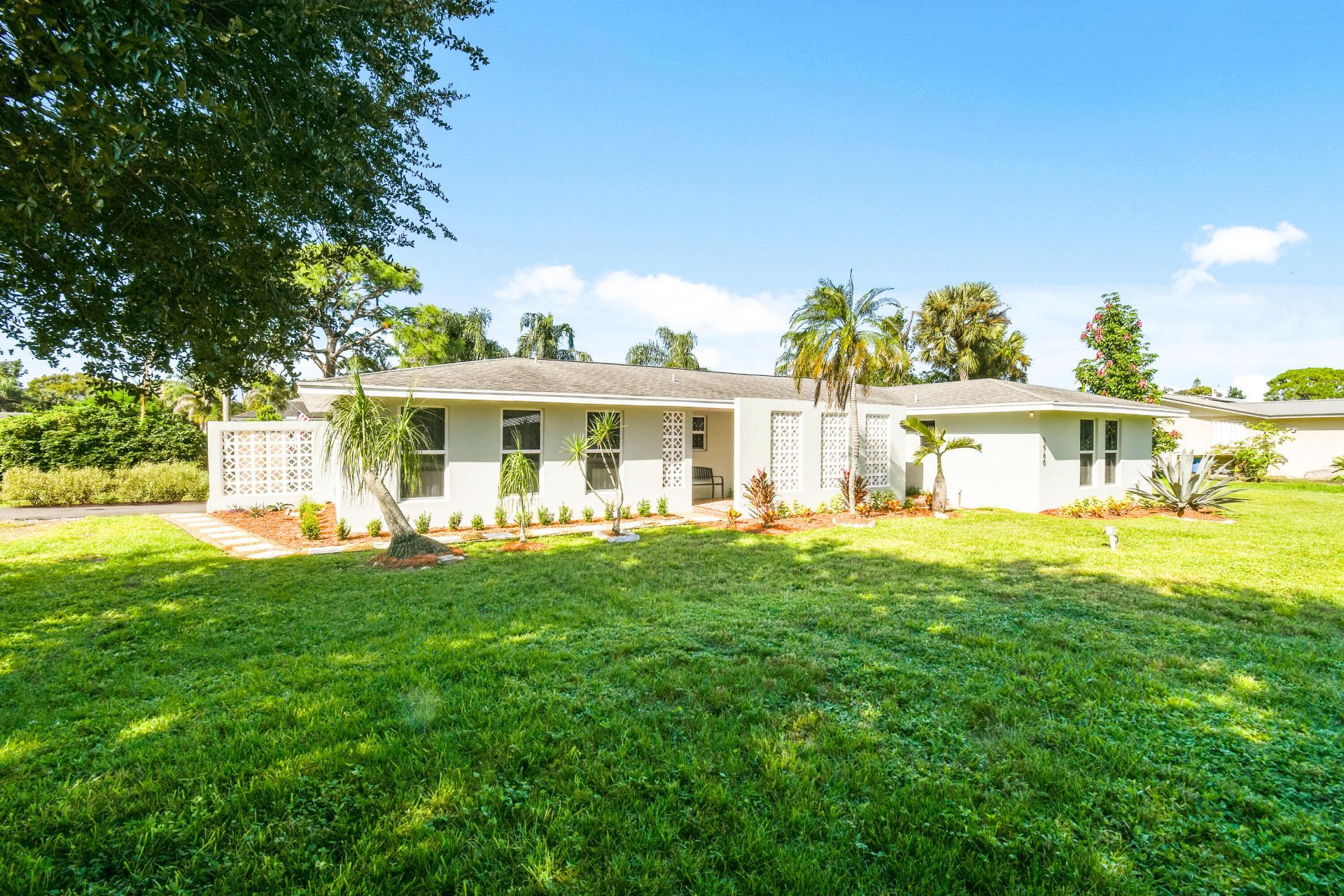 5960 SE Normandy Avenue, Stuart, FL 34997 Photo