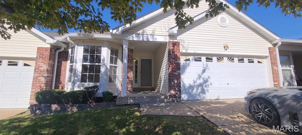 14 Twelve Oaks Court , Unit 8C, Saint Peters, MO 63376 Main Photo