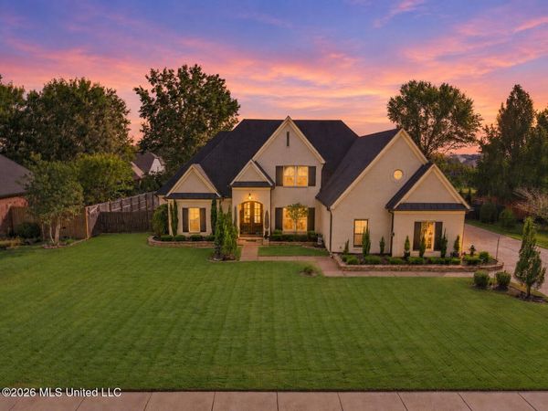 13881 Sycamore Creek Cove, Olive Branch, MS 38654
