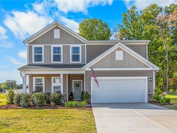 113 Palomino Drive , King, NC 27021