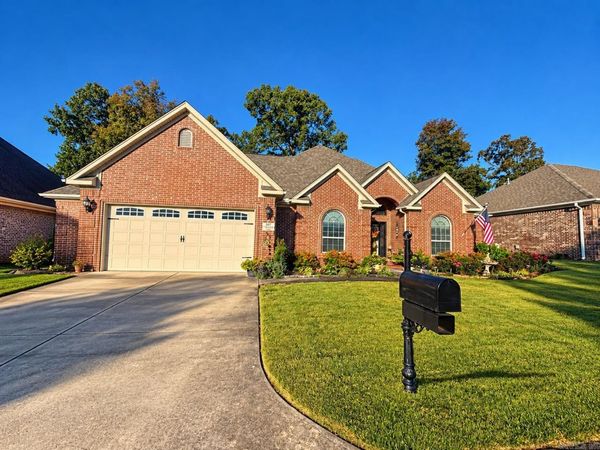 307 Cobblestone Drive, Cabot, AR 72023