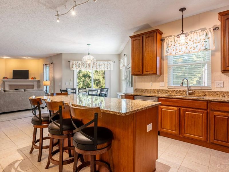 7206 Hammerwood Court, Hamilton Township, OH 45039 Photo 11