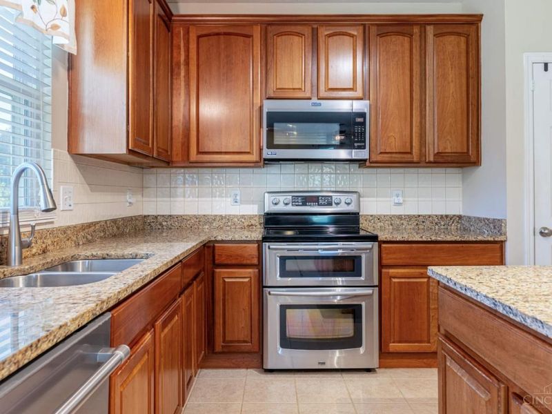 7206 Hammerwood Court, Hamilton Township, OH 45039 Photo 13