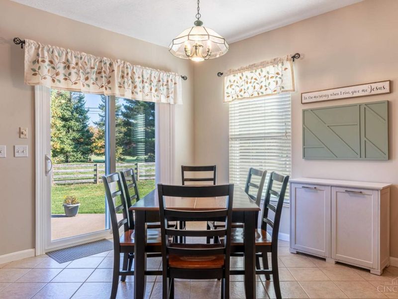 7206 Hammerwood Court, Hamilton Township, OH 45039 Photo 16