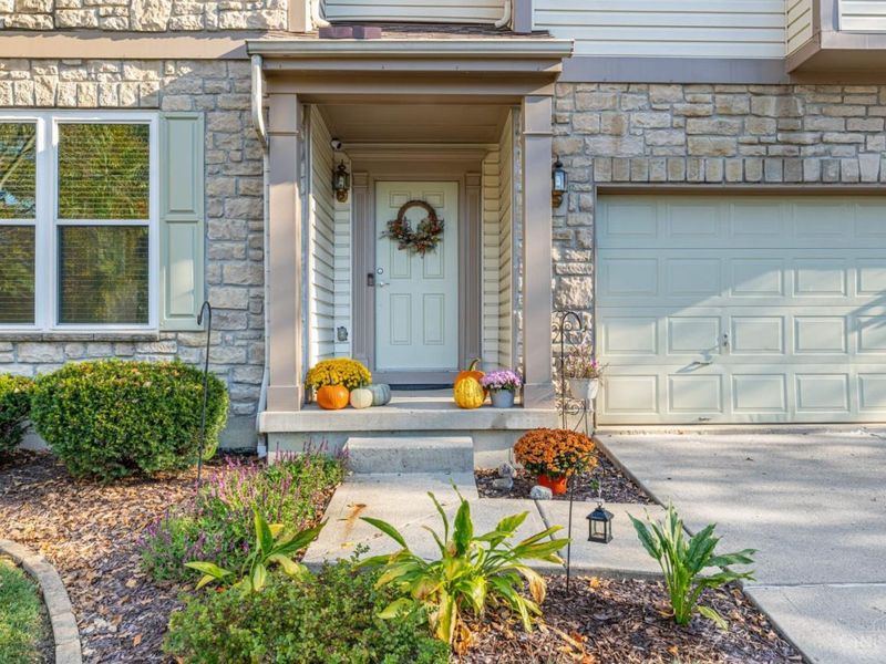7206 Hammerwood Court, Hamilton Township, OH 45039 Photo 2