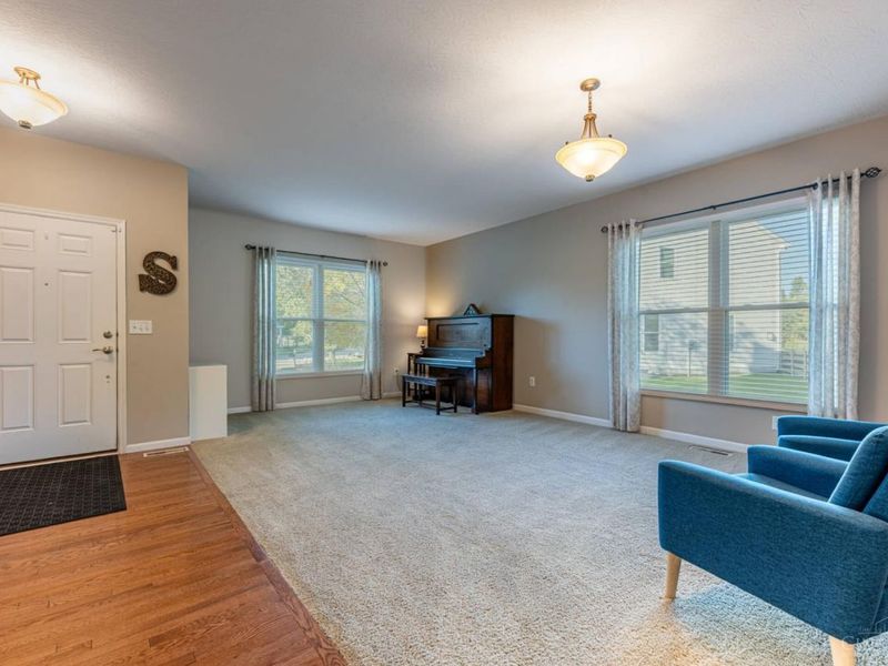 7206 Hammerwood Court, Hamilton Township, OH 45039 Photo 3