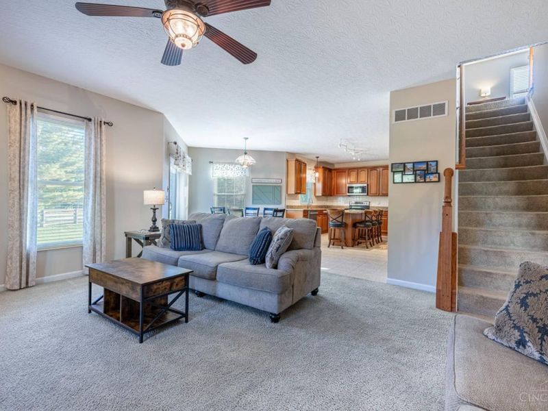 7206 Hammerwood Court, Hamilton Township, OH 45039 Photo 8
